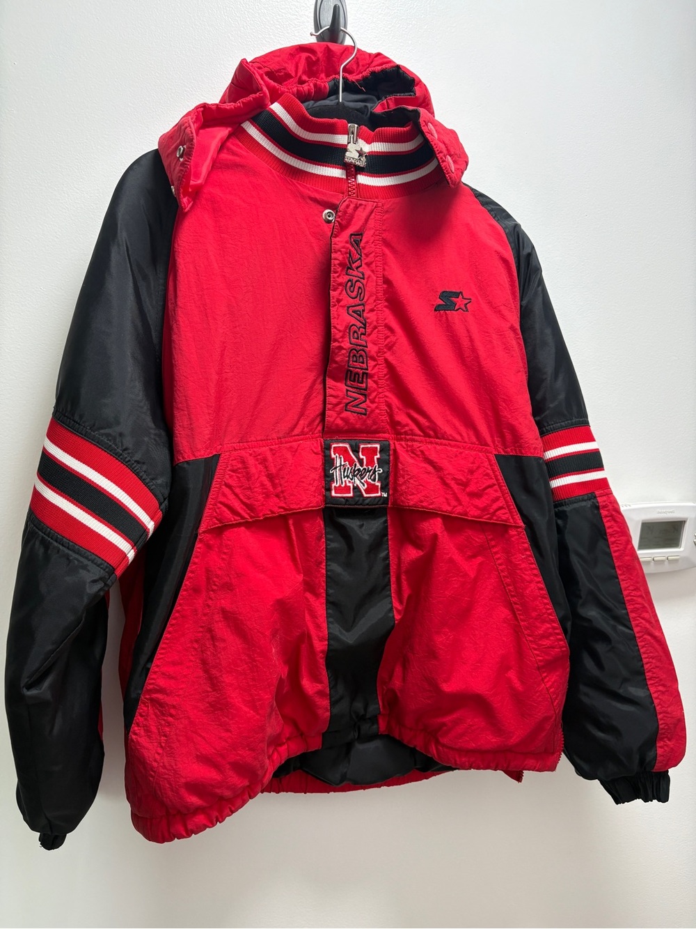 STARTER 1990’s Nebraska Cornhusker Red & Black Adult Puffer Jacket